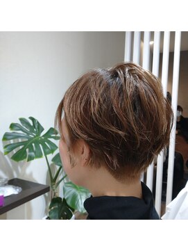 ラファンス イマザト(LaFENCE IMAZATO) 外はね×ショート