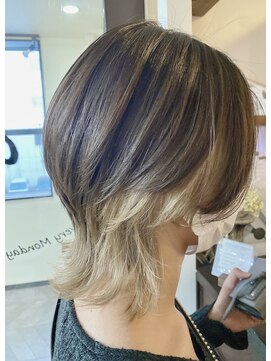 アゴーグ(agog) ウルフカット×ベージュ×インナーカラー miyuki