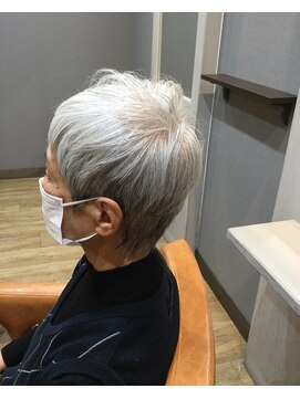 クロデザイン(KURO DESIGN) シルバーショートレイヤー