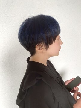 エッセンス 蔵前(THE ESSENCE) ハイライト/ブルーブラック/マッシュショート