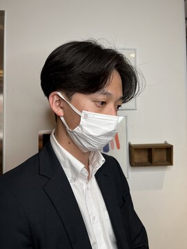 エクリ 麻布十番(equri) ニュアンスパーマセンターパート