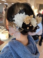 エフプロモーションフローラ(FLORA) 卒業式ヘアセット