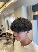 波巻きパーマツーブロックマッシュ