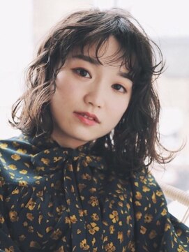 シーム 天神大名店(SEAM) ミディアムウェーブ　Recommended for  20s to 30s.