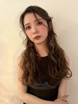 サンデイズド(SUNDAZED) ロング/ブラウン/巻き髪/似合わせ