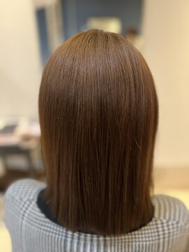 ヴィヴァーチェイルソーレ(VIVACE ilsole) 20代30代40代ストレートロングナチュラルベージュ