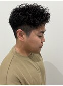 メンズショートパーマニュアンスパーマアップバング刈り上げ