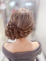 アイビー 新宿(IVY) サイドシニヨン