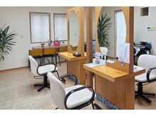 ラピス(Lapis)の雰囲気（4席のみの落ち着いた店内で施術いたします◎）