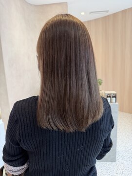 オン キャナルシティ博多前店(on) 【中里恵梨】艶ベージュ/ナチュラルカラー/ケアカラー/40代