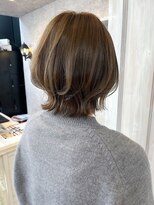 キャアリー(Caary) 福山人気くすみベージュ夏くびれレイヤーボブ小顔イルミナカラー