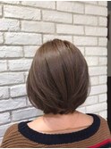 《Ashアッシュ》ショートボブ×プラチナグレージュ×ブリーチ