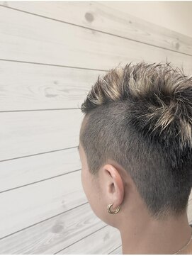 クレア(CREA) 目立たせハイライトカラー！