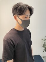 トレス(TRESS)&nbsp;センターパート刈り上げマッシュ/毛流れパーマ/黒髪ヘア