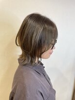 リタ(rita)&nbsp;#ウルフ　#ミディアムウルフ　#バレイヤージュ　#ブリーチ