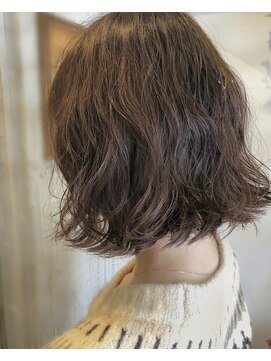 ロカ(roka) 結べるボブ×ふんわり外ハネパーマ