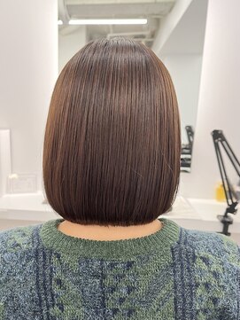 イレス 札幌駅南店(IRESU) 前髪カタログマチルダボブ 顔型別ヘアスタイル特集ウルフ