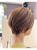 ショートボブ