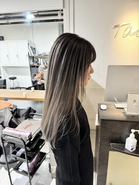 タオ 河原町(Tao) バレイヤージュデザイン