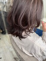 ネウィ 川崎(newi)&nbsp;丸型卵形韓国風顔まわりエアリーロング美髪ピンクブラウン川崎