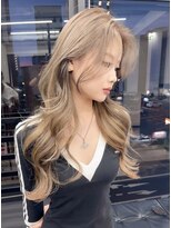 スターズ 船橋(STARS)&nbsp;ハイトーン　ブロンド　くびれレイヤー　ミルクティー