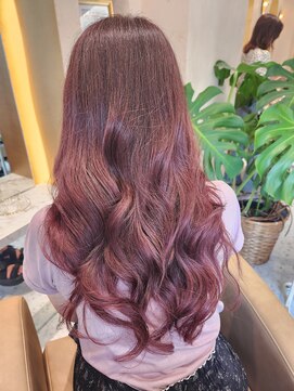 プアメリア 名古屋(Puamelia) 縮毛矯正髪質改善切りっぱなしレイヤーイヤリングカラー白髪染め