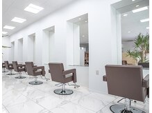 ヘア ポジション HAIR Position 本荘店の雰囲気（内観）
