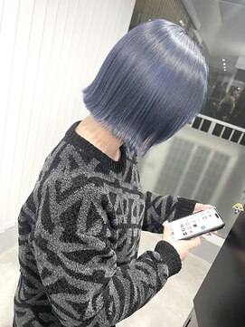 エア(ea.) ブルーグレー