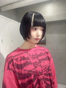 スウィープ(sweep) ショートボブ×レイヤー