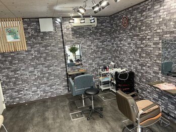 シームヘアー(Cym-hair)の写真/初めての方もゆったりと寛げる雰囲気が◎ゆったりとした上質空間で癒しのひと時を…