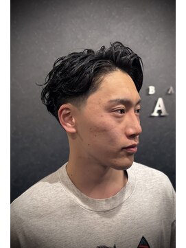 バーバークラシックス(BARBER CLASSICS) 緩めかきあげテーパーフェード