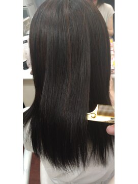 ミラー 星川(Mirror) リタッチカラーリングと髪質改善トリートメント