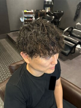 ワールドシップモトマチ(WORLD SHIP MOTOMACHI) シャドウパーマ