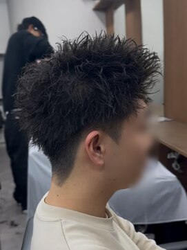 ゴールドシブヤ(GOALD SHIBUYA) 【リアルお客様スタイル】黒髪刈り上げピンパーマ