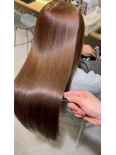 薬剤を使わず「水の力」で満たす、究極のダメージレスケア