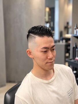 シャノ(siano) ハードパート×スキンフェード