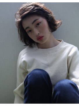 オーランド(ORLAND) 【外はね×立ち上げバング】ボブスタイル