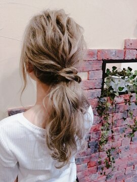 アマラ 立川(amara) ヘアアレンジ