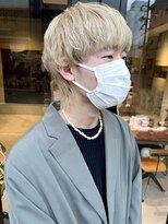 ヘアー アイス ルーチェ(HAIR ICI LUCE) ウルフカット ホワイトベージュ メンズウルフ 担当城倉