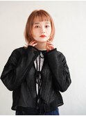 ミディアムヘア/斜めバング/グレージュカラー/新宿駅