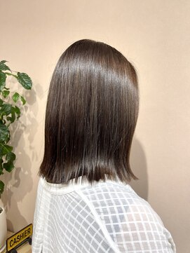 フロー(Froh) 透明感フォギーベージュ