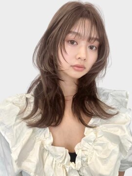 ユーフォリア 銀座本店(Euphoria) くびれヘア　顔周りレイヤー　ミルクティーベージュ　透明感