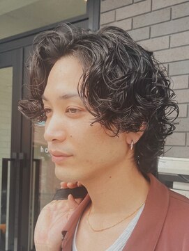 フィフス 渋谷(fifth) サーフカール大人プードルパーマメンズミディアムパーマ波巻き