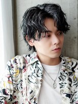 ライラ(Lyla)&nbsp;ツイストスパイラルパーマ　センターパート