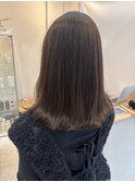 こなれヘア×くびれミディ