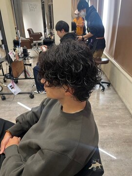 ナンバー エミライ 溝の口(N° emirai) 爽やかツーブロック刈り上げ束感アップバング