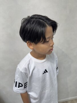 ニコ ヘアデザイン(nico hair design) センターパートショート