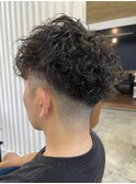 メンズパーマ×フェードカット
