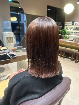 ショコラ アン 横須賀中央 ナチュラル外ハネストレート