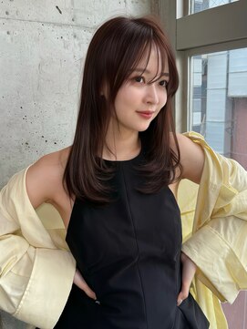 ヌイ 横浜(nui) 柔らか質感のワンカールレイヤーセミロングシースルーバング